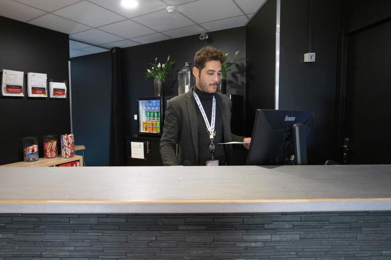 Wink Hotel Juvisy エクステリア 写真