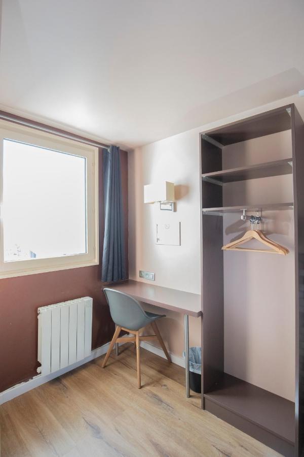 Wink Hotel Juvisy エクステリア 写真