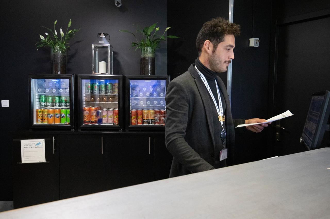 Wink Hotel Juvisy エクステリア 写真