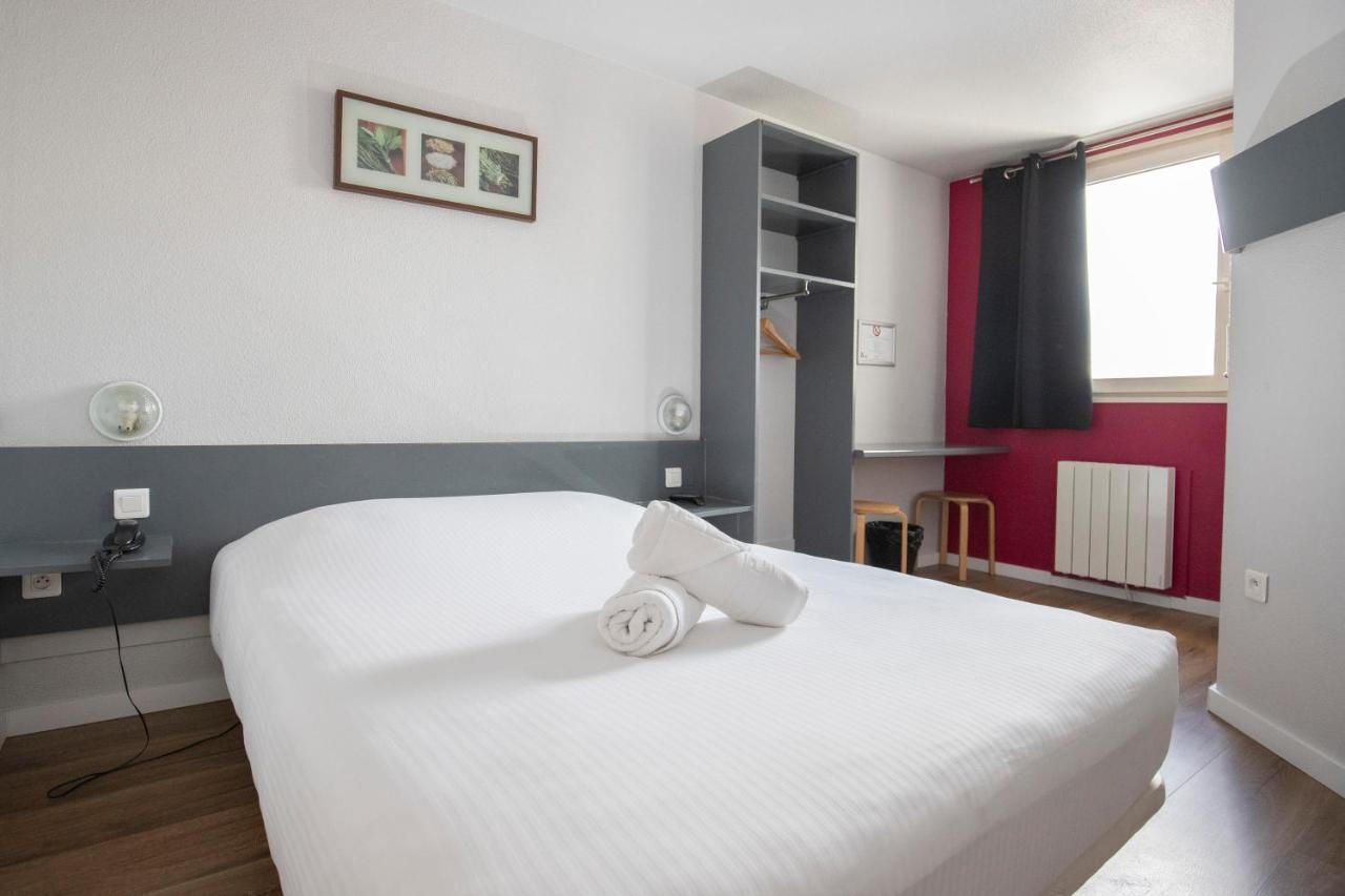 Wink Hotel Juvisy エクステリア 写真