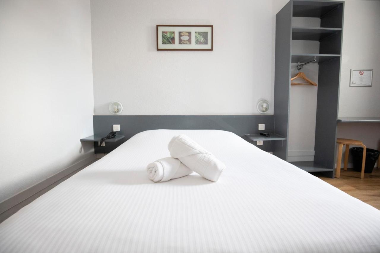 Wink Hotel Juvisy エクステリア 写真