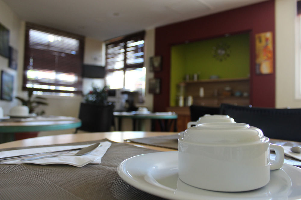 Wink Hotel Juvisy エクステリア 写真