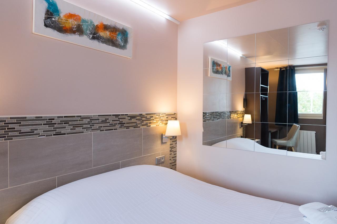 Wink Hotel Juvisy エクステリア 写真
