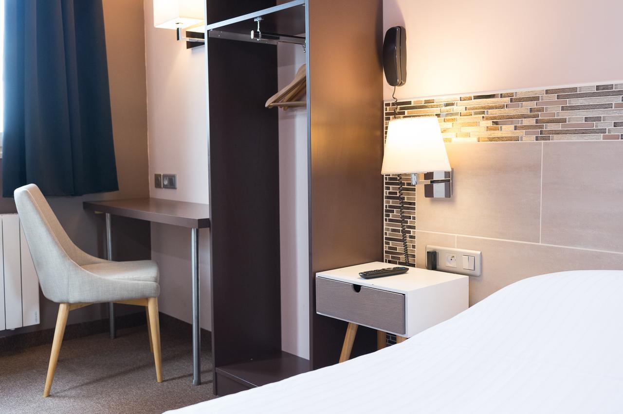 Wink Hotel Juvisy エクステリア 写真