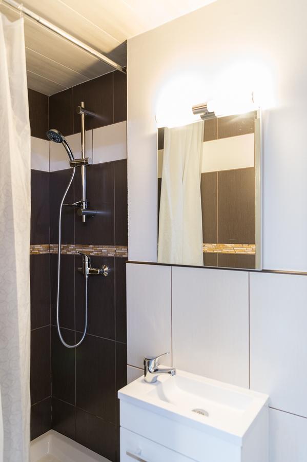Wink Hotel Juvisy エクステリア 写真