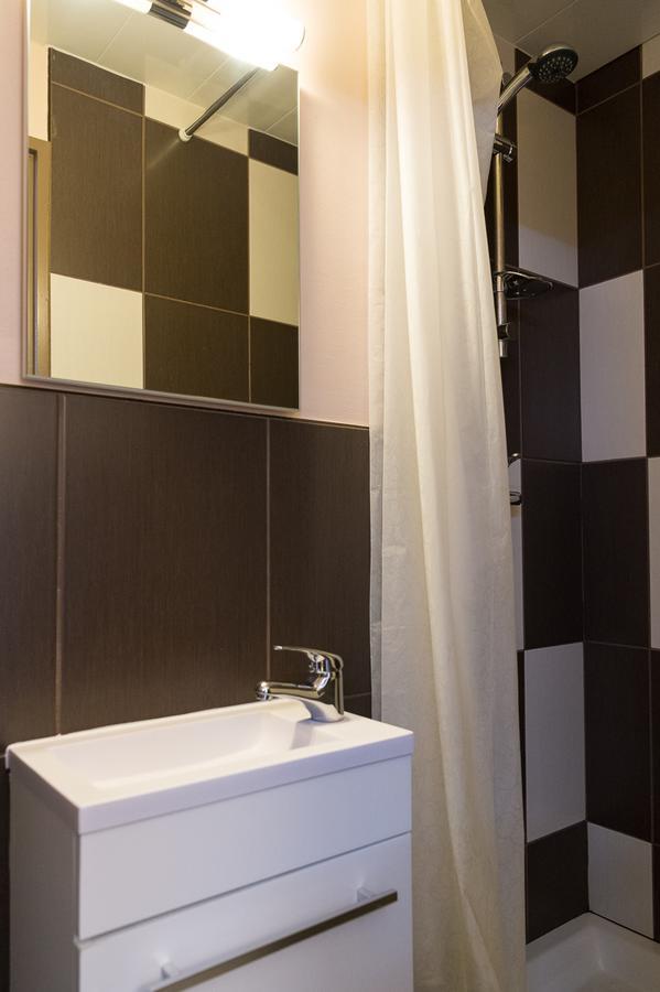 Wink Hotel Juvisy エクステリア 写真