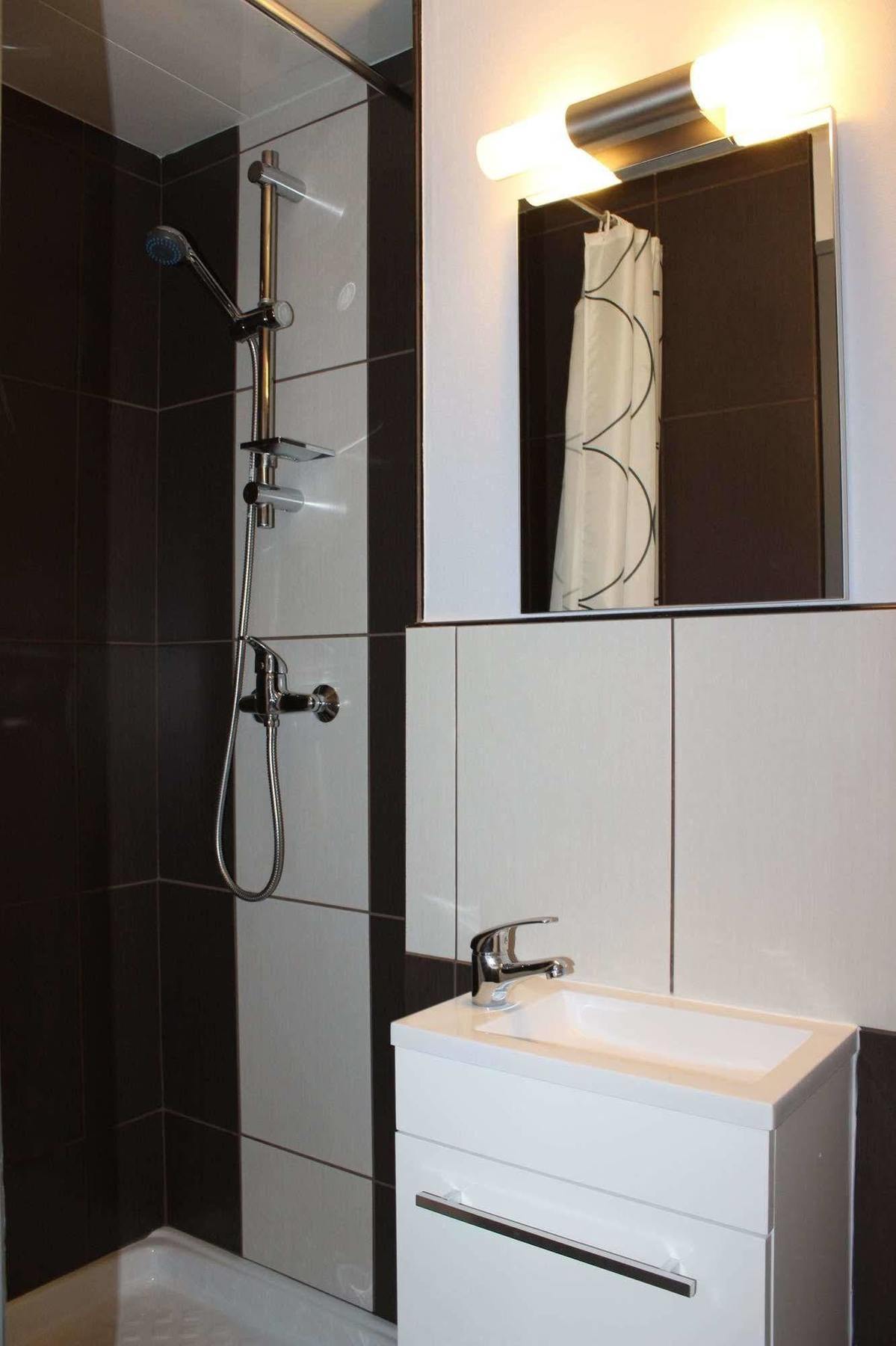 Wink Hotel Juvisy エクステリア 写真